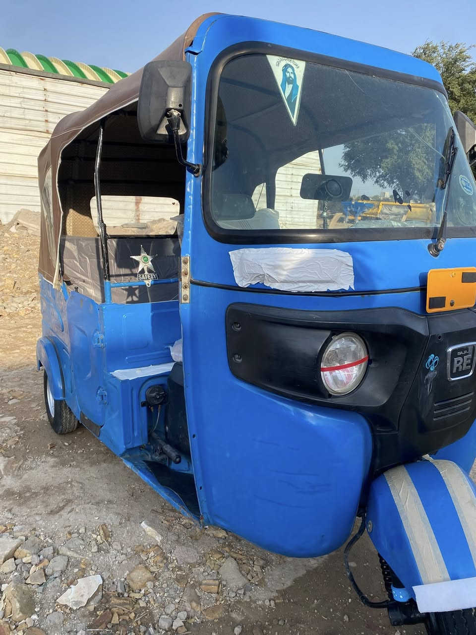 السلام عليكم تكتك لبيع 2021 كفاله 
رقم مكاني ناصريه
ستفسار ***********
