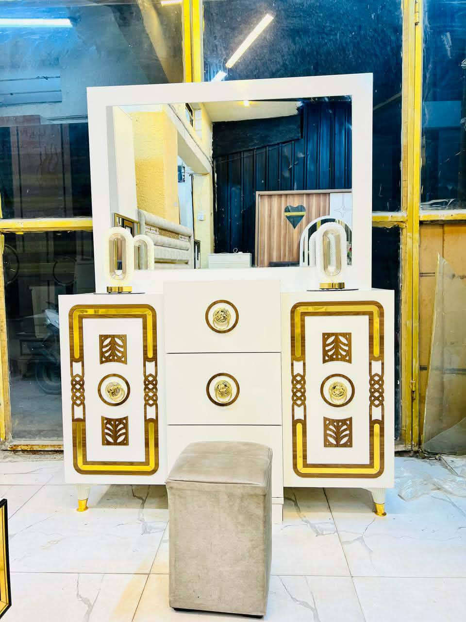 للبيع استفسار حجز وتساب ***********
