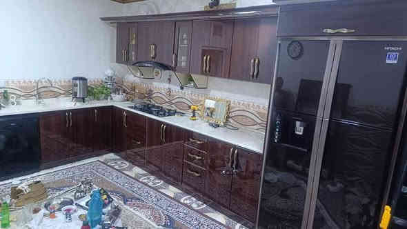 كاونتر خشب تركي اج دي اف اخو الجديد
بس السنك مرمر 
وياه طباخ ومرشحة
مامستخدمات
جوكر كله قطع يترتب حسب اي مطبخ 
قياساته العمق 60سم
وضلع السنك مترين و24سم
وضلع الطباخ 4متر
سعره مليون ومية 
وشد موجود بكروة 
وتوصيل مجاني من سليمانية مجاني لبغداد وديالى وصلاح الدين وكركوك 
***********
اتصال واتساب @
