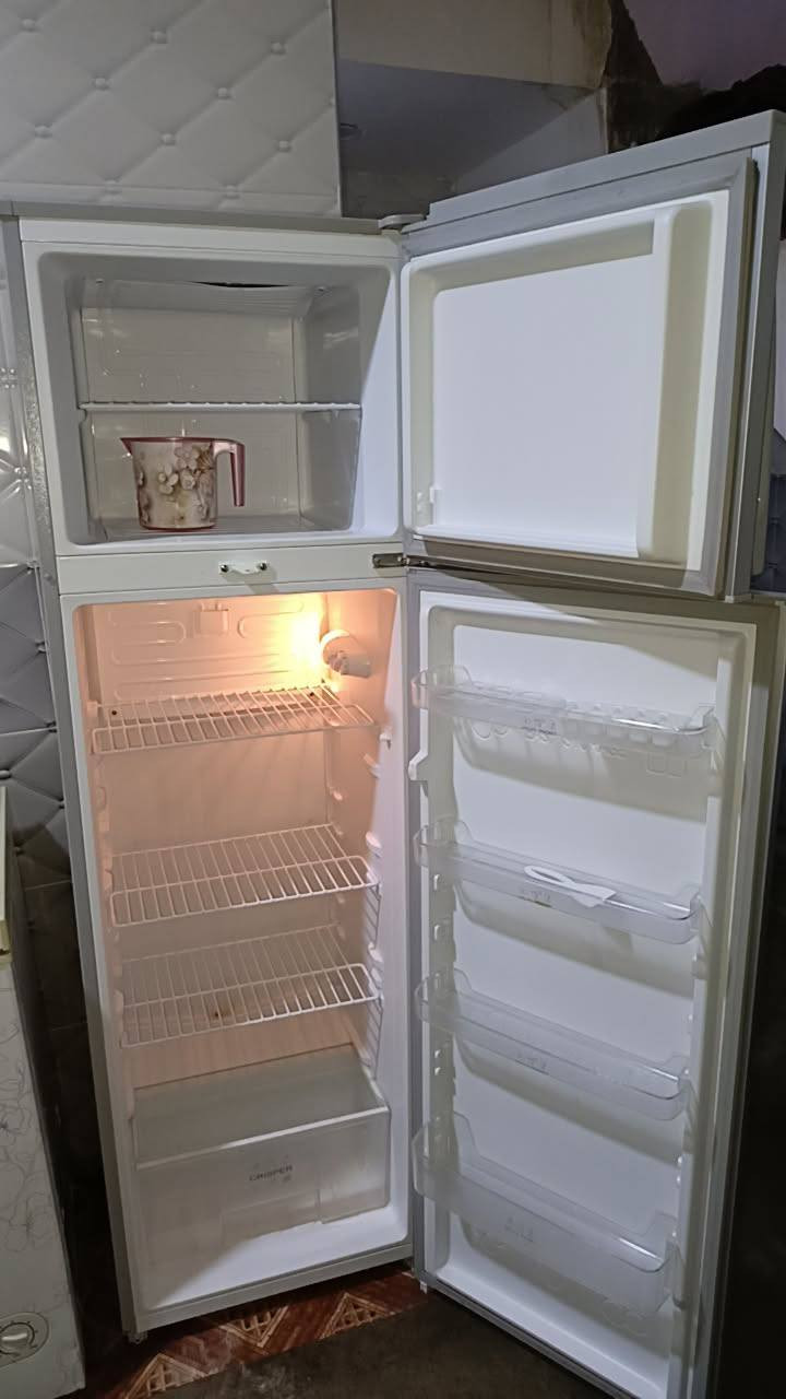 السلام عليكم ثلاجه استخدام قليل اخت الجديد بعده شخط ممشخوطه مكانه الدوره البعيثه السعر 200بيه مجال


**إذا كنت صاحب هذا الإعلان وتريد حذفه لأي سبب، رجاءا أرسل رسالة إلى الدعم الفني**