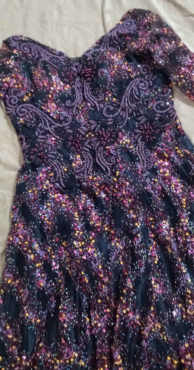 ملابس مستعملة للبيع اكو الفين  واكو ٤ فستان المناسبة ب٢٥


**إذا كنت صاحب هذا الإعلان وتريد حذفه لأي سبب، رجاءا أرسل رسالة إلى الدعم الفني**