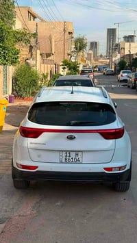 سبورتج 2018 خليجي  محرك 2000 دوش  مري شفط  كراسي جلد ومخمل   شاشة  بصم...