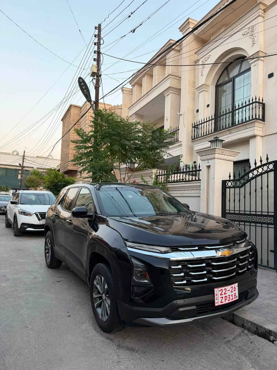 ايكونيكس 2025 شكل حديث أخت صفر
سعر 135
***********
***********
ماشية 4 الف فقطط دولار مصروف مابي 4 قطع و ربع قماره بيهه صبغ بدون نقطه داخلي بدون ايرباك فقط برده بجم و خلفي كبس اعلي فئة فول فول عدا فتحة شكل حديث آخر إصدار امامي و خلفي كامل عدسه و زينون و ليد و رادار امامي وخلفي و جانبي گير بالستيرن اتو دشبول كامل شاشه ديجيتال متصل كبير  كشنات جلد و تدفئة و بارد بريك بصمة اتو هولد و اتو ستوب و توقف ذاتي و قياده ذاتية و مانع تصادم و نظام اقتصادي و جميع انظومات القياده بصمة و تشغيل عند بعد ستيرن كامل تحكم و شفتات بالستيرن محرك 4 سلندر بعد  و تحديد مسار و حساسات و بعد بيهه هوايه مواصفات ماذكرتها سياره رقم كاتي مؤقت تترقم شمالي فقط مكانها أربيل
