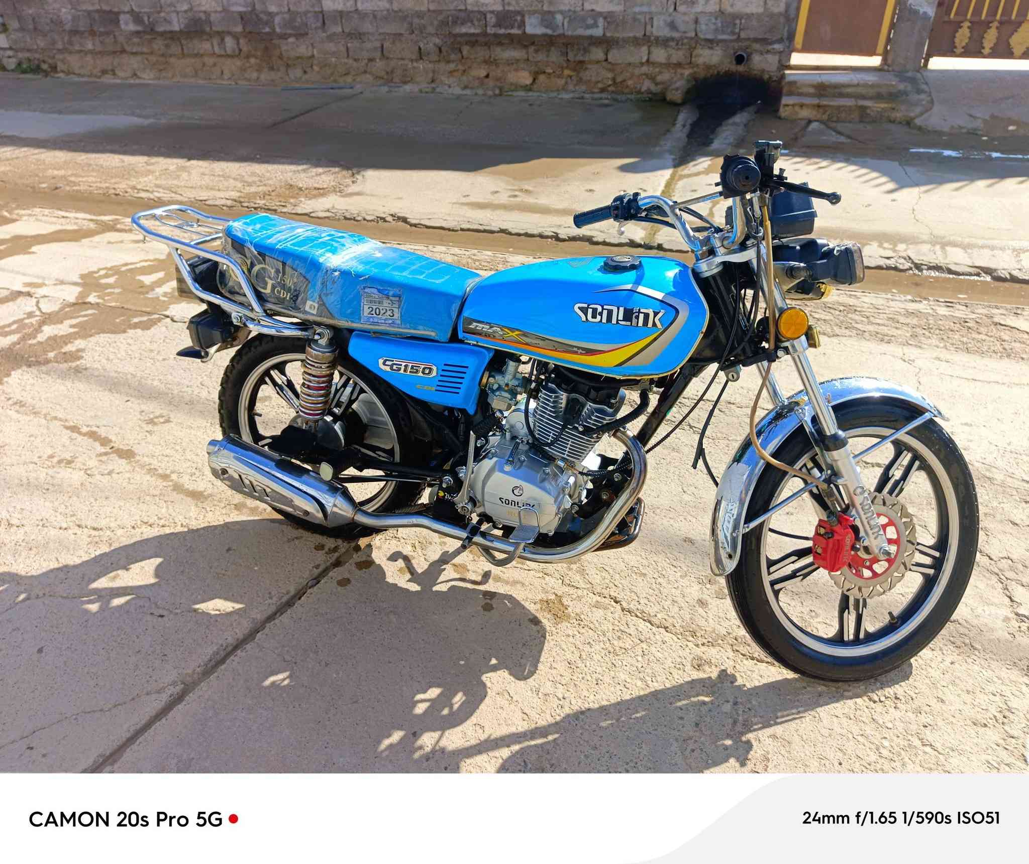 بسم الله الرحمن الرحيم
السلام عليكم موطور للبيع موديل 23 سونك مني فيس موجود محرك ما مفتوح سلف محرك 150Ccكامل مكمل خابر وتدلل ***********
مكاني جنوب الموصل ناحية الشورة
