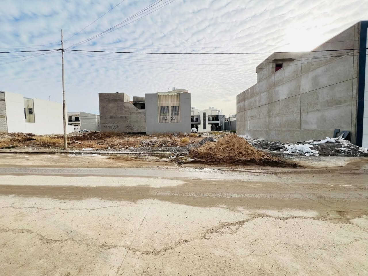 للبيع أرض في حي التعليم العالي / جمعية النور

المساحة الارض 150متر     واجهه 7م

صنف العقار سند جمعية النور 

شارع بعرض 15م

خدمات كاملة ماء كهرباء تبليط 

السعر علق بكلمة تم $$

للاستفسار اكثر الاتصال على الارقام التاليه

*********** // *********** //
