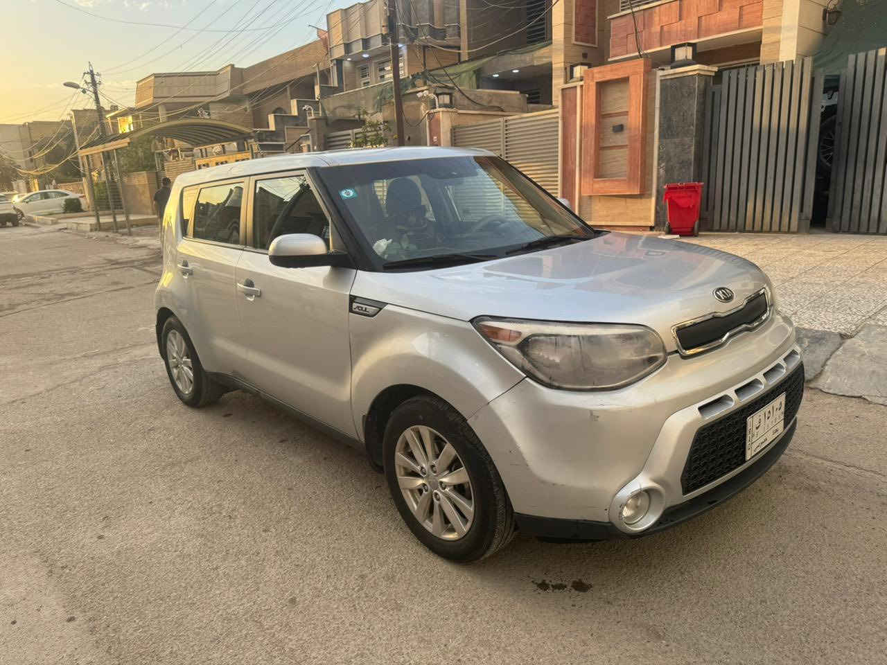 صول ٢٠١٦ نضيفة كلش بيهة قطعتين وجاملغ بارد محرك ١٦٠٠ جي دي اي   السعر ١٠٩ وبيه مجال للاستفستار ***********
