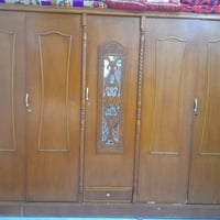 غرفة مستعملة • فيها مجال