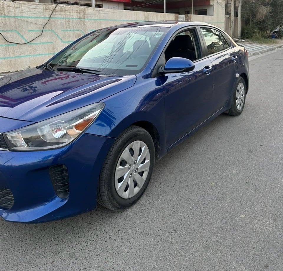 تحيه طيبه السلام عليكم ورحمة
كيا ريو 2020 حادث موضوح صور 
ماشيه 80 ميل 
مكينة 1600 دوش 
تحكم شاشه كامره 
مثبت سرعة 
مانع الانزلاق 
ايكو سبورت 
قيادة ذاتية 
تبريد تدفه كاملة 
رقم اربيل شرط تحويل 
115 ورقه بيها مجال بسيط 
أي استفسار رقم صاحب السيارة 
***********  أبو احمد 
مكان بغداد سيديه