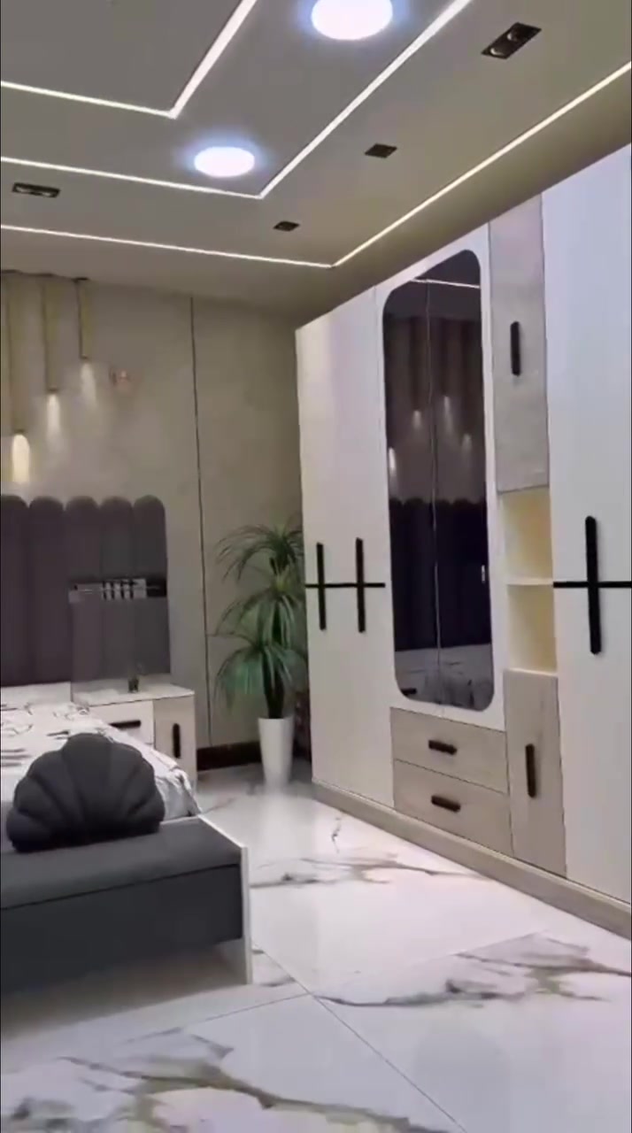 💥💥 عرض نار💥💥
💥 حصريأ لدئ كلاسيك روم انسب الاسعار💥 

*موديل         حور          الجديد*
*10 قطع*      

*كنتور وملحق    320سم

✅ السرير مخزن 
✅ الشازلونه مخزن  *3 قطع* 👉
✅ برغي وجوي حديد
✅ ضهر بلوك بالكامل 
✅ شغل ممتاز 
✅ المصنع الأصلي
✅ قياسات ضخمه 
🎁 طابوريه مخفيه
 
☄️ إناره في كل أجزاء الغرفه

💥 السعر. مليون و365 الف 💥
🚛🚛 توصيل وشد داخل بغداد مجانأ
🚛🚛 توصيل وشد للمحافضات 75 الف

للحجز والاستفسار مراسلة الصفحة

او ع الرقم التالي

*********** 
اتصال او واتساب
