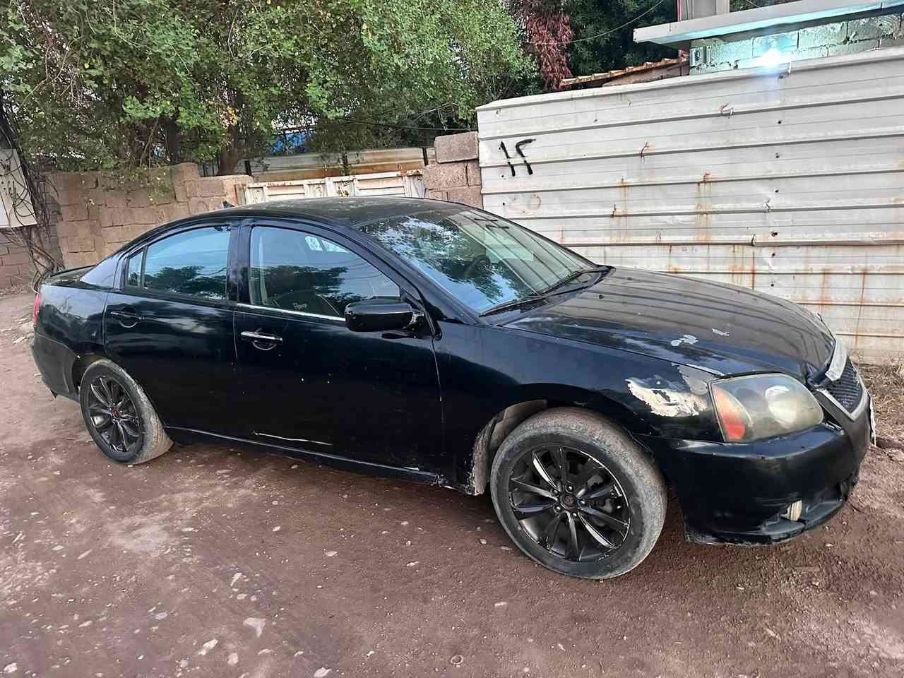 ميتسوبيشي كالنت 2009 حره وارد امريكي . كير محرك لا تنقيص لا تبخير . تبريد منظومه كامله جديدة ثلج . صبغ عام . سعر 60 ورقه مكان بغداد الدورة . رقم ***********
