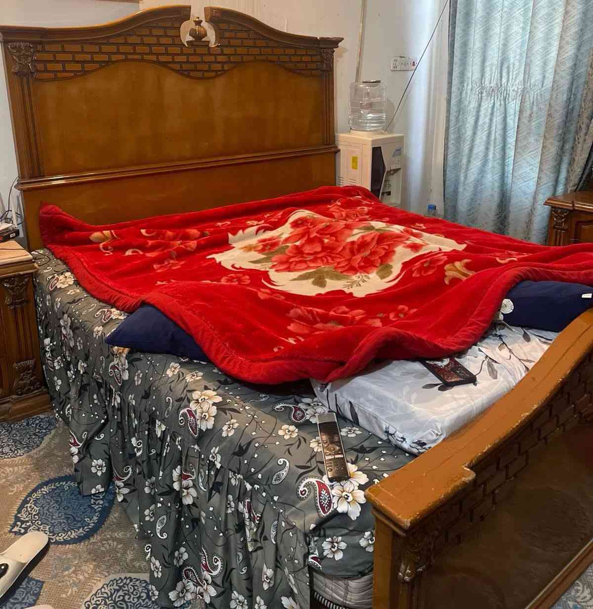 غرفه خشب ماليزي مو عراقي  مابيها اضرار السعر 275 بغداد الحريه


**إذا كنت صاحب هذا الإعلان وتريد حذفه لأي سبب، رجاءا أرسل رسالة إلى الدعم الفني**