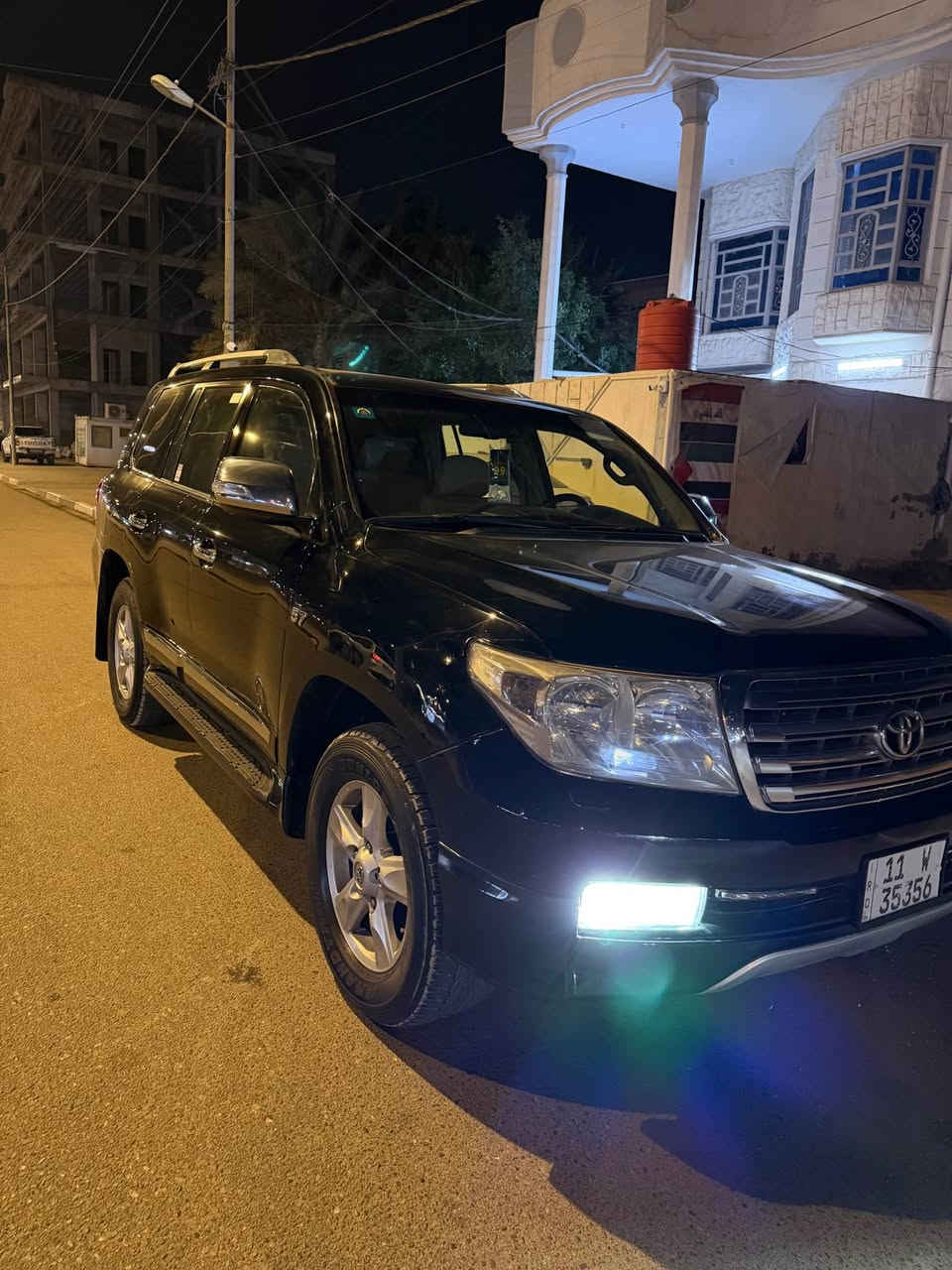 لاندكروز فكساره معروفه مواصفات الفكسارمحرك v8خمس بصمات موديل ١١ فول مواصفات رقم الجديد باسمي مكفوله من الضربه والصبغ والتبديل 
السعر 310$
العنوان بصره القبله حي المهندسي
للاستفسار *********** البصرة, العراق
