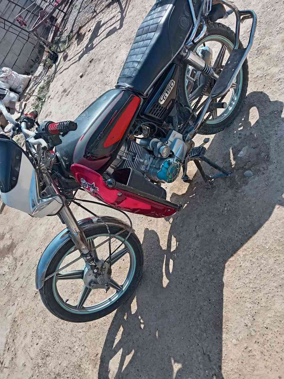 ماطور جني ابو الكله موديل 18محرك نضيف كهربائيات شغاله سلف شغال وياله انضاف تواير جدد تشغيل عن بعد السعر 300مكاني الحويجه داخل لتصال ***********
