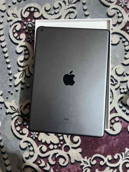 ايباد 9  نضيف بطاريه 90. نضيف مكفول فقط بي فطر بلكلاسه مامثر ابد ع جهاز ذاكره 64    كامل ملحقاته مكاني بغداد السعر 225 بي مجال     ***********
