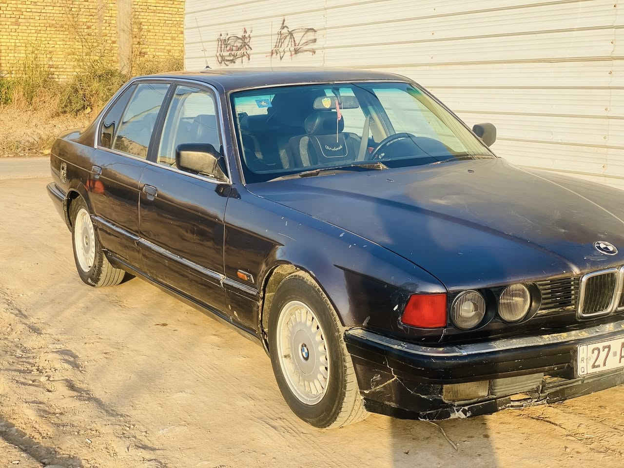 السلام عليكم
بي ام جاهزه 
محرك وكير ٣٠٠٠vvt
رقم جديد انكليزيه 
سنويه لل2030
تبريد شغال حداده جديده
مكاني بصره قضاء المدينه
باقي التفاصيل اتصل وتدلل
***********
