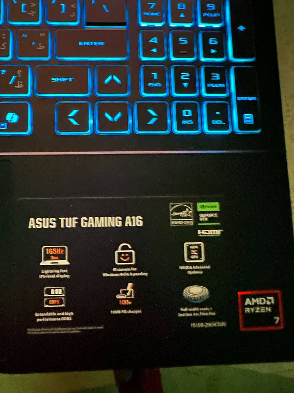 ASUS TUF Gaming A16: FA608UM)
المعالج (CPU)
النوع: AMD Ryzen 7 260 w/ Radeon 780M Graphics
السرعة الأساسية: 3.80 GHz
مع تيربو
كروت الشاشة (Graphics Cards)
الكرت المنفصلNVIDIA GeForc RTX 5060 Laptop GPU بسعة 8 جيجابايت (GDDR6).✅
الكرت المدمج (لتوفير الطاقة): AMD Radeon 780M Graphics.
السعه16 كيكا✅
الذاكرة العشوائية (RAM)
السعة: 32.0 جيجابايت ✅
النوع: DDR5 (قابل للترقية والزيادة).
السرعة: 5600 MT/s.✅
التخزين (Storage)✅
السعة الإجمالية SSD NVMe بمساحة 1 تيرابايت✅
الشاشة والمميزات الخارجي
معدل التحديث: 165Hz مع زمن استجابة سريع 3ms (ممتازة جداً للألعاب التنافسية)
حجم 16 انج✅
الدقه :2k✅
نوع اللوحة: IPS-level display لتقديم زوايا رؤية وألوان دقيقة.
الأمان: كاميرا تحتوى على مستشعر الأشعة تحت الحمراء (IR Camera) لدعم خاصية التعرف على الوجه Windows Hello.
الشحن: يدعم الشحن السريع عبر منفذ Type-C بقدرة تصل إلى 100W PD (بجانب الشاحن الأساسي بقوة 240W).
التبريد: نظام تبريد متطور بفتحات كاملة مع الجيل الثاني من مراوح Arc Flow Fans.
الاتصال اللاسلكي: يدعم تقنية Wi-Fi 6E السريعة.
السعر :2 مليون ✅
العنوان بغداد
***********

