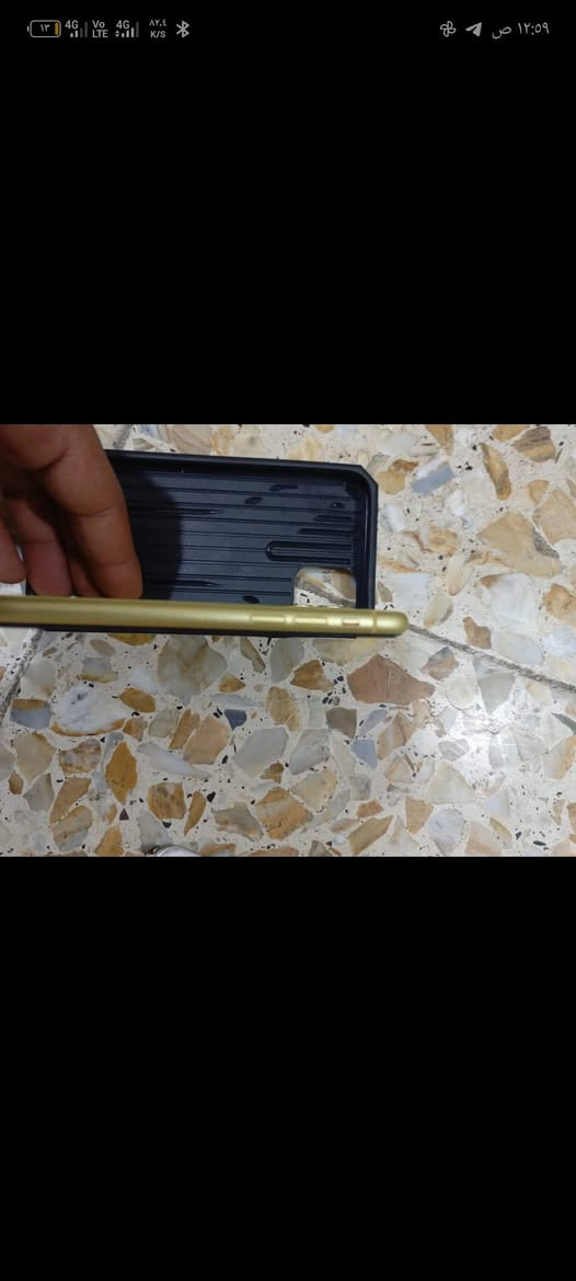 ايفون 11ب90 ذ128 مبدل شاشه ولفيس ايدي واكف  مكاني بغداد
