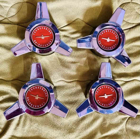 شاخات ام الطير للبيع اصليات مو مجدد 
نظافه 100% 100
عنوان بغداد، شارع فلسطين
***********
