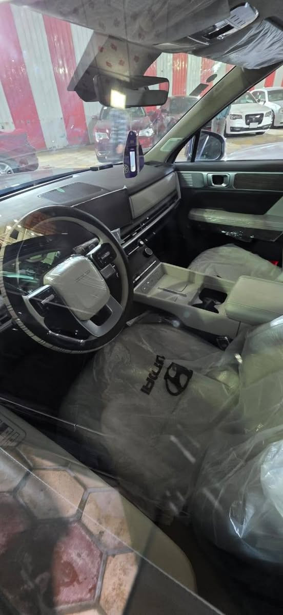 ياالله 
السلام عليكم سنتافيا2024 لمتد اوتبارك وارد امريكي

           الون : ( زيتوني او اخضر )

   المسافه المقطوعه : 1100K

الضرر : طرف بنيد ومعدل ولاقطعه تبديل بس دعاميه اماميه

حجم المكينه : 2500 تيربو 

                

#مواصفات

1. شاشه

2. كيجات دجيتل

3.كامرات 360

4.بانواما فتحتين

5. بصمه 

6.تشغيل عن بعد

7. رادارات 360

8. ايقاف ذاتي

9. ويل كب

10.بكلايت لد 

11.اشاير بالمري

12. هيترات بالكشنات خلفي امامي

13. تحديد مسار

14. نظام ايكو +سبورت + سمارت

15. هند بريك بصمه

16. اوتو هولد

17. لايتات زنون عدسه عالي ناصي

18. رادار امامي

19. صندوك كهرباء 

20. صندوك ذكي يفتح عند الاقتراب

21. قطعتين تبريد 

22. شفتات بالاستيرن

23.برادات خلفيه

24. حساسات خلفي امامي

25. كامرات 360 درجه 

26. كشنات جلد تدفئه تبريد

27. كشنات كهرباء 

28. كشن السايق ميمري 

29. فور ويل 4x4

30.نظام هترك 

31.اوتبارك تروح وتجي بالريمونت

32.كشنات خلفي كهرباء

33.سبعه راكب 
رقم ذي قار% شهداء 
تفاصيل اكثر هذا رقمي *********** تحياتي
