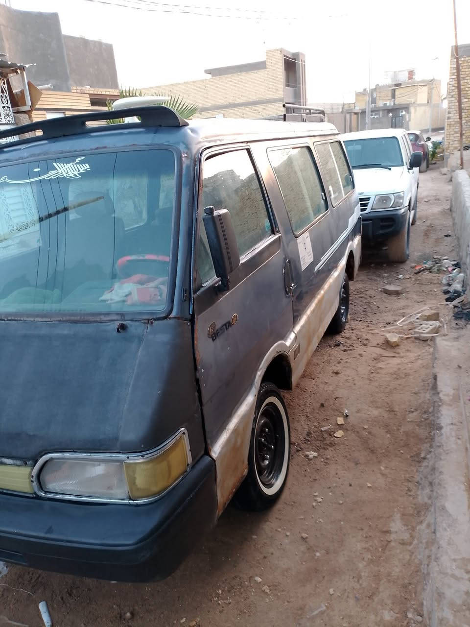 السلام عليكم كيه بسته للبيع ع البلاد قطره صبغ مابيها فقط الحجل مكينه مكفوله واكسن بس الكير يفلت الثالث والرابع ابيع بدون راعي لان راعيها شايل بيها وكاله رقم احمر *********** السعر خاص العنوان النجف كوفه
