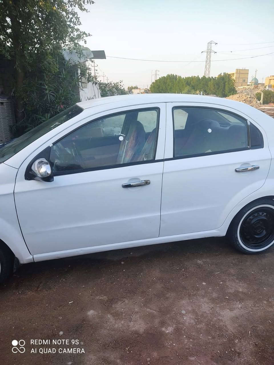 سلام عليكم سياره افيو للبيع السعر 51 وبيها مجال نقصها تبريد رقم صاحب سياره ***********
