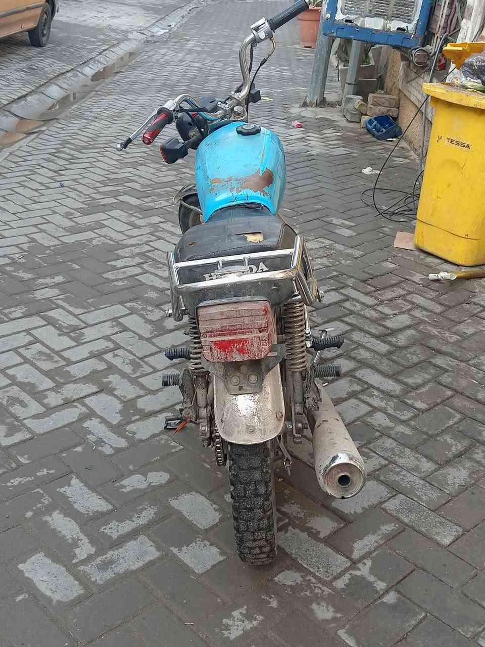 السلام عليكم دراجه تايكر كوم حديد شغاله مكاني الاعضميه راغبه خاتون ***********
