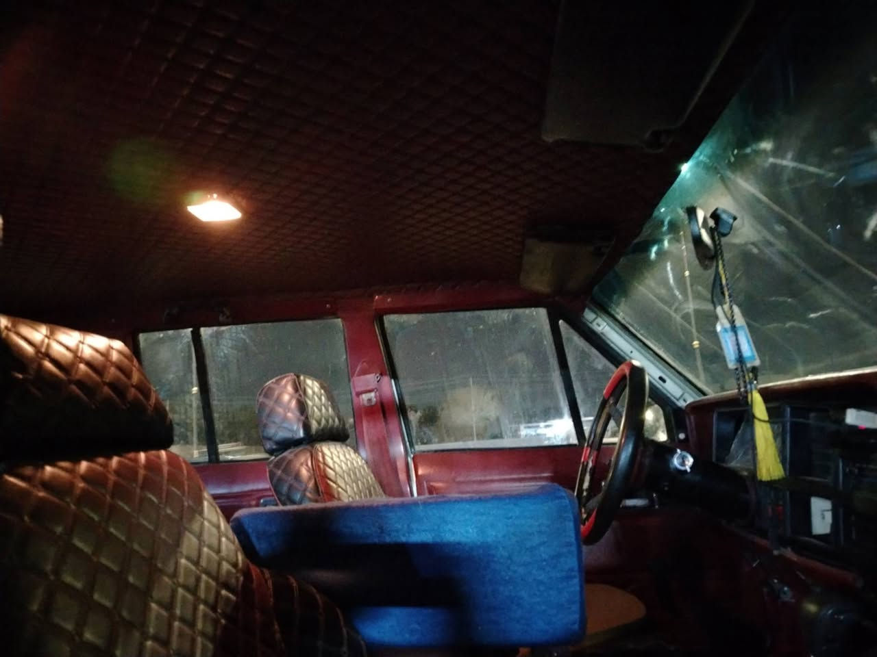 سلام عليكم  
شباب جيب كلاسك كير ومكينه ياباني 
رقم بغداد  مثل ماموضح دولي 
تفاصيل اكثر  اتصل ع صاحب السياره ***********

ملاحظة مكلفة بلنشر  شباب
