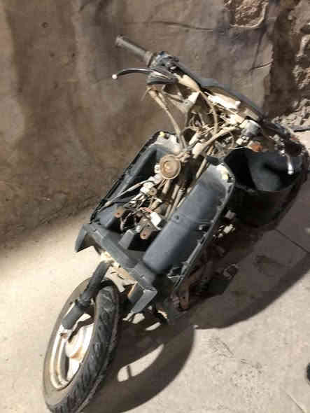 للبيع ادفع سعر عجبني ابيعك وايرمنيه موجوده شاصي ما مكسور ***********
