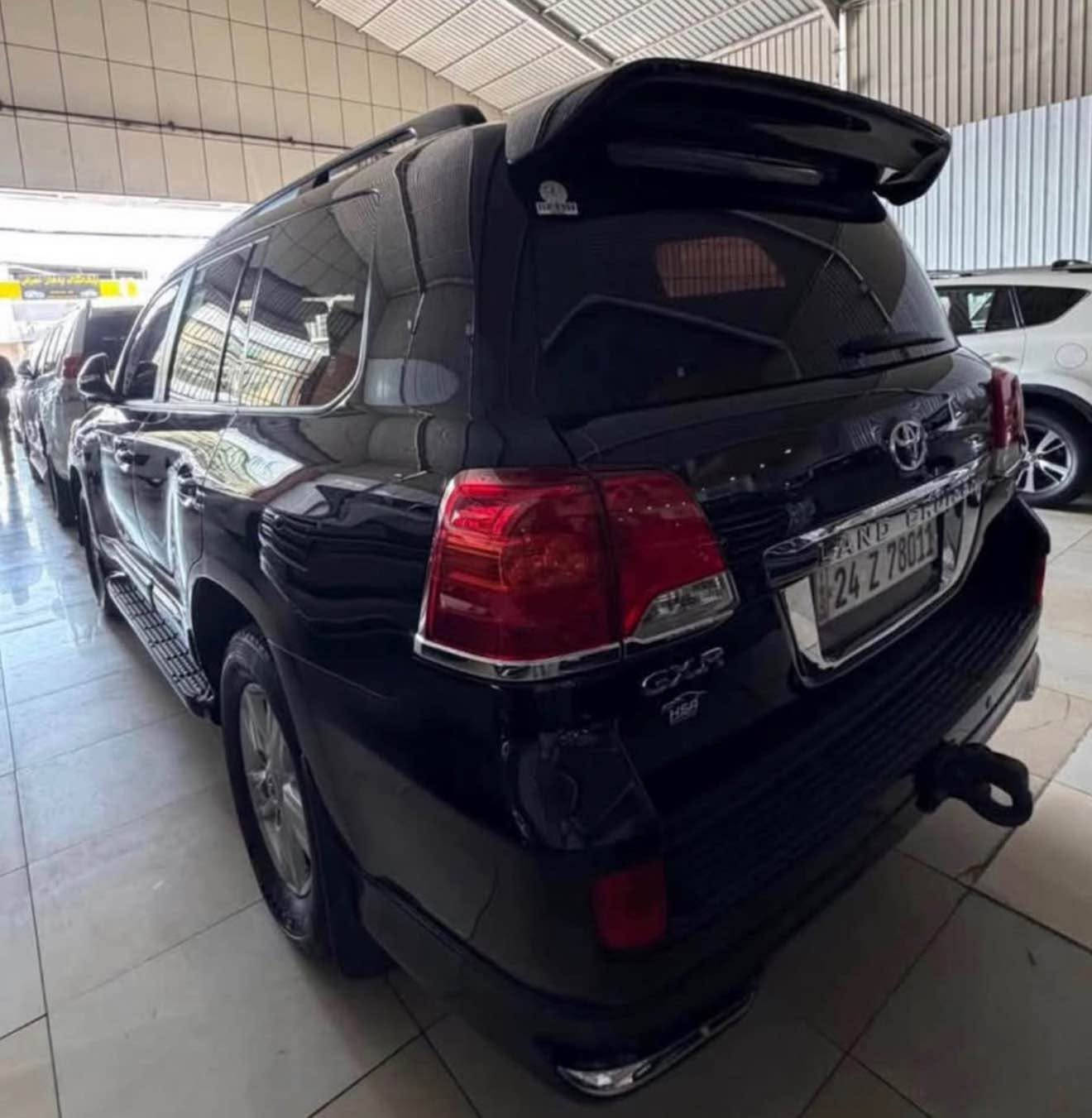 مۆدێل 2013 مواسەفات GXR V8 4.7 شەریکە جیهانە خازو بەنزینە سەیارەکەm هیچی نیە گێرومەکینە بەشەرت km196000 بلادی أربيل, العراق


**إذا كنت صاحب هذا الإعلان وتريد حذفه لأي سبب، رجاءا أرسل رسالة إلى الدعم الفني**