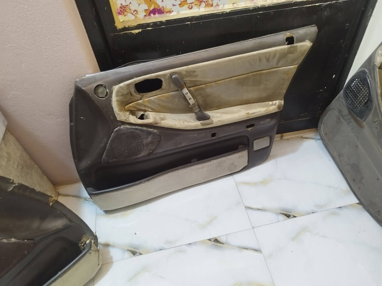 خوان غراض هارتوب الطويله للبيع أكسن عله الشرط ودرايمات شرط وبطاين وبلاجكتورات مال الشباك ألمامي العنوان الحمزة الشرقي ***********
