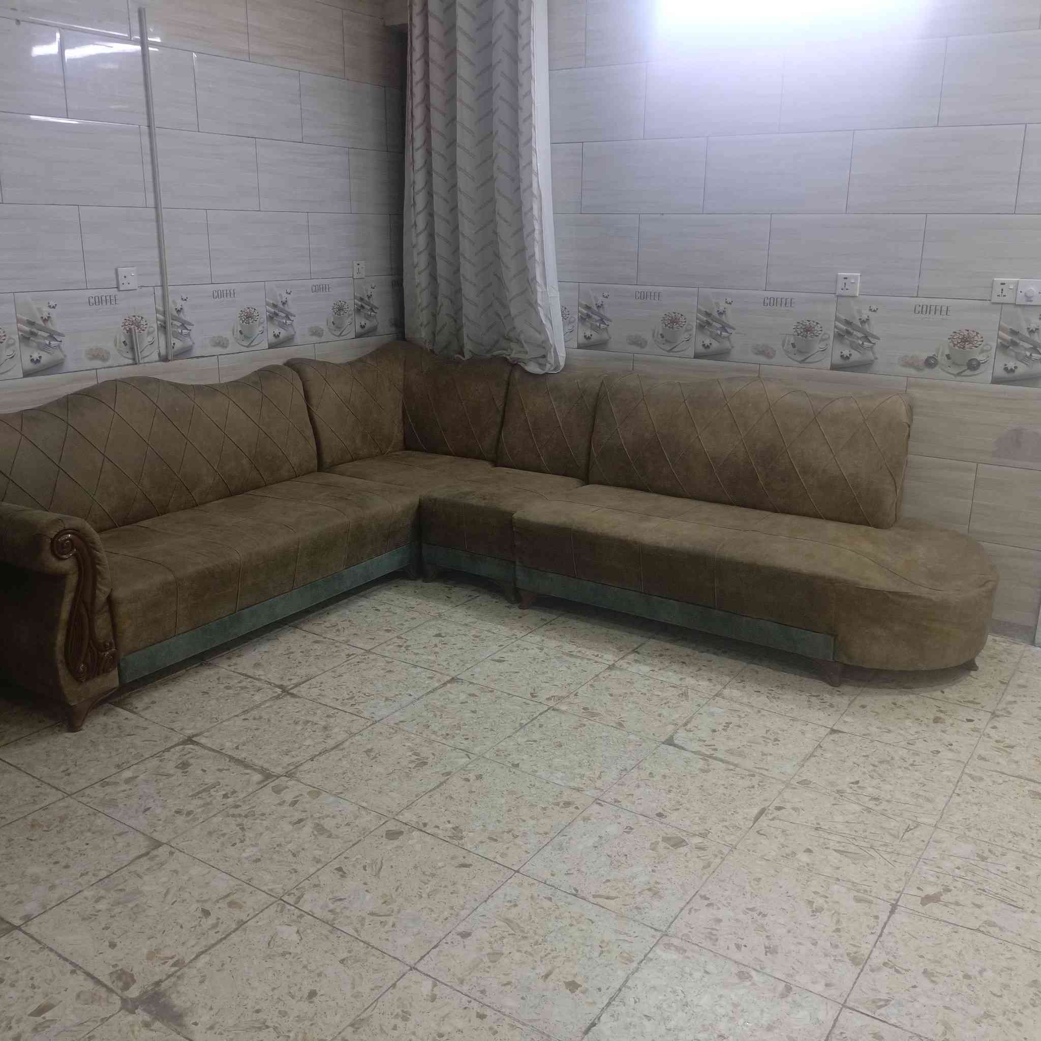 ديوان البيع مع ميز السعر 175


**إذا كنت صاحب هذا الإعلان وتريد حذفه لأي سبب، رجاءا أرسل رسالة إلى الدعم الفني**