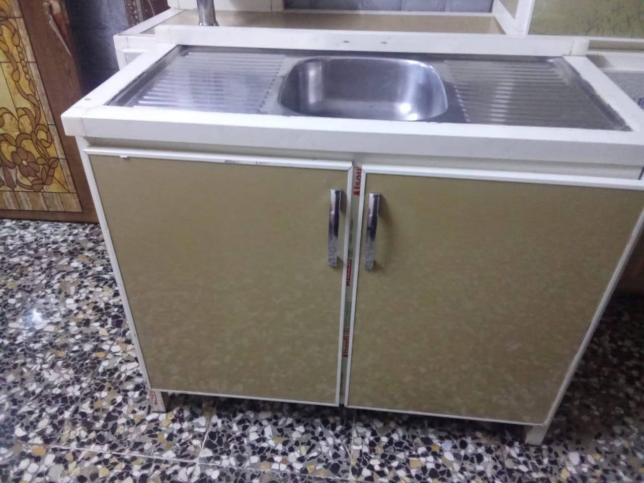 كونترات للبيع اسحب صوره روح واتساب , ***********
