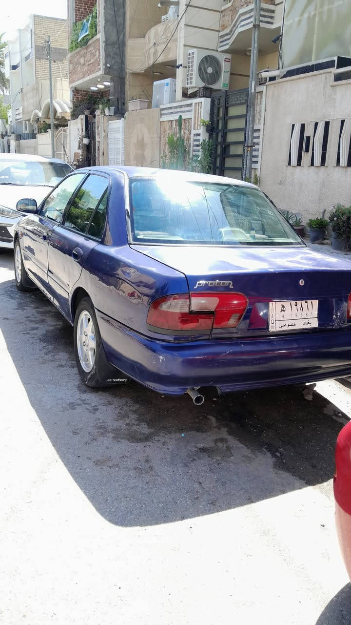 السلام عليكم 
بروتون 2005 بلاديه بدون صبغ بدون ضربه بيها جراد بنيد +جنطه كير ومحرك مكفول تبريد تدفئه بيها منظومة زنون وشاشه وتخم تاير جديد دوشمه جديده وغرفتها نظيفه بأسمي السياره تحويل ثاني يوم سعرها 48 ورقه العنوان الحريه الدولعي 
***********
