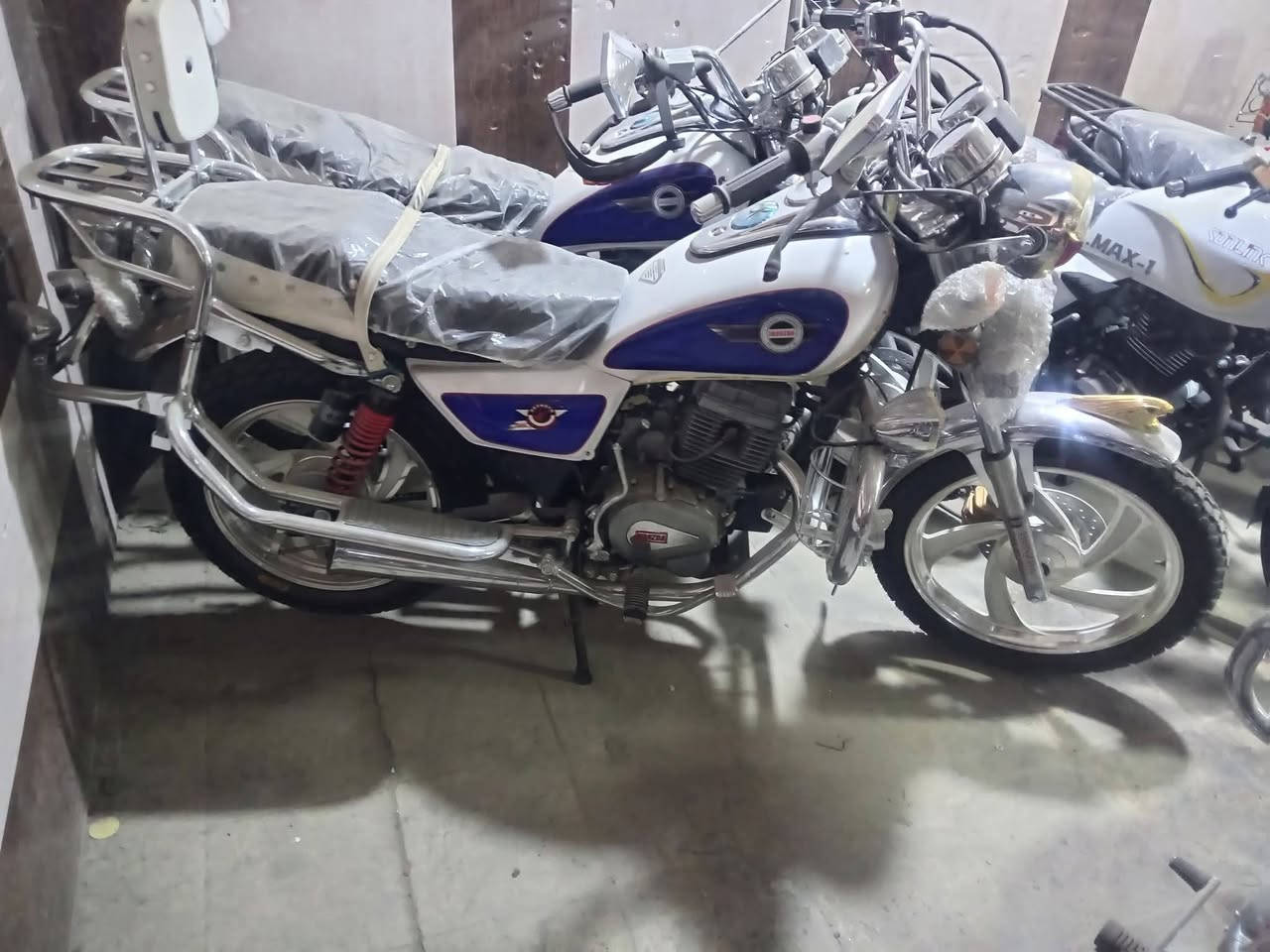 سلام عليكم  يعلن معرض (حسنين البركي) عن  وصل وجبه دراجات جونده مختلف الموديلات (2015-2016-2019-2024-2025)زيرو بالصندوق  مامشي ولا متر أوراق كامله اصولي حتى البصمه بالمرور يمي لون (احمر+ابيض) السماوه المركز
لاستفسار *********** - ***********
