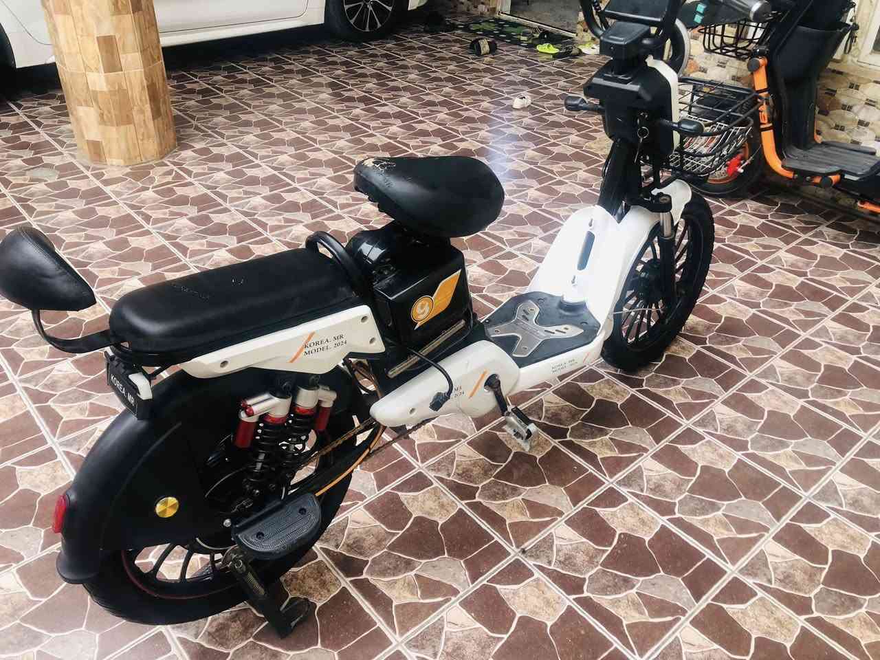 باسكل شحن للبيع نضيف السعر 450 وبي مجال بسيط


**إذا كنت صاحب هذا الإعلان وتريد حذفه لأي سبب، رجاءا أرسل رسالة إلى الدعم الفني**