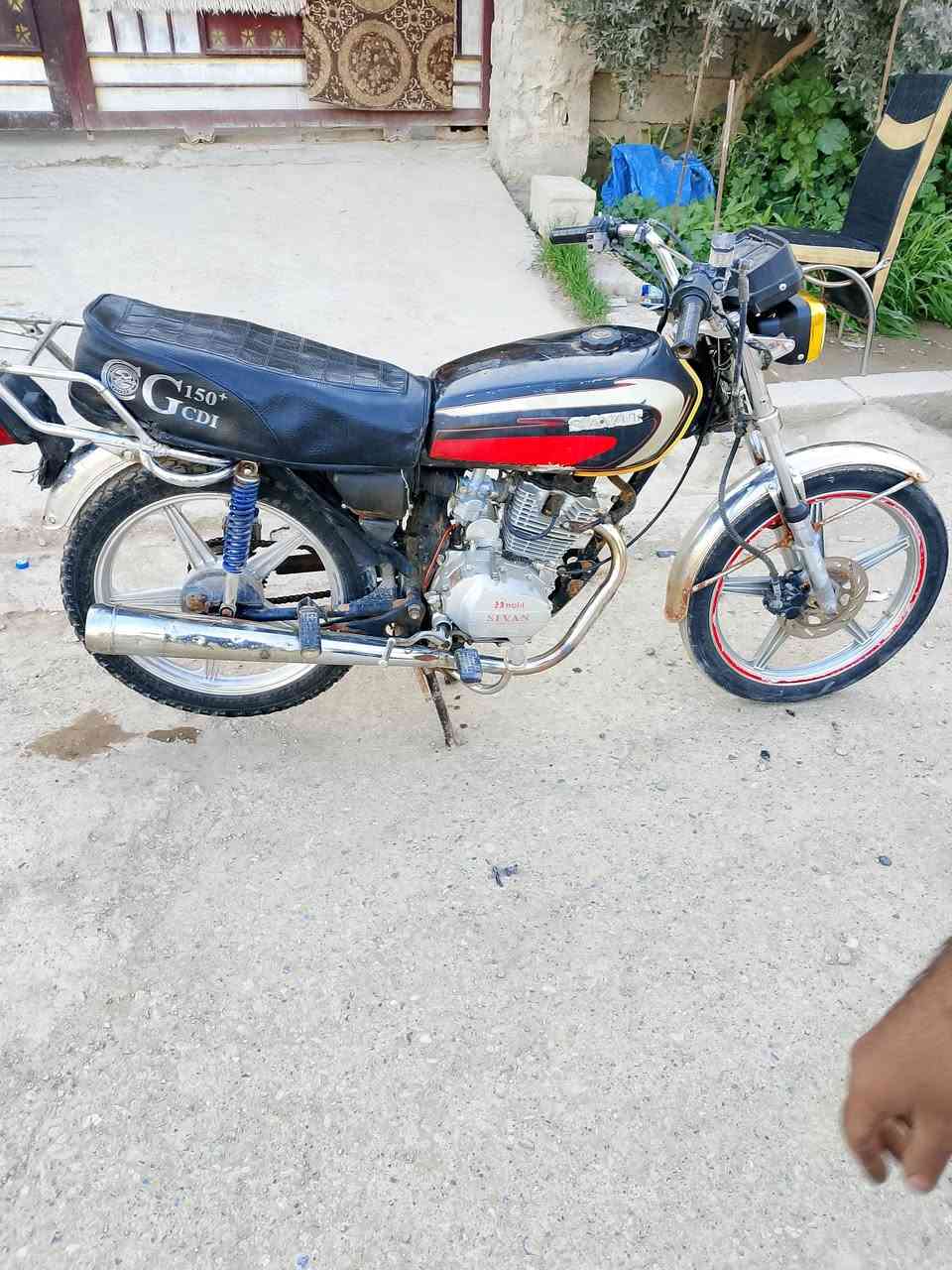 سيفان ٢٠١٩ اوراق ضايعه كهربائيات لايت وبك لايت جدد محرك هندر واحد شلعه فول ***********    ***********وتساب
