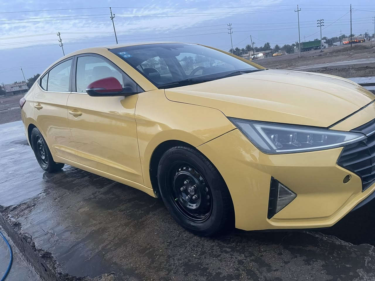 السلام عليكم الانترى موديل 2019 فول مواصفات لمتدد عدى فتحه معروفه لمتدد حادثه كدامك بدون تبديل وبدون دواخل مكينه كير جدد شرط لفحص صدر امامي خلفي جديد. بيدي تبريد جديد تخم تاير رقم بغداد دولي جديد. بسمي مصفره من كلشي دوشمه عامه جديد. ماشيه 76 واني وياك للفحص وين يعجبك مكاني صويره للبيع او مراوس ***********
