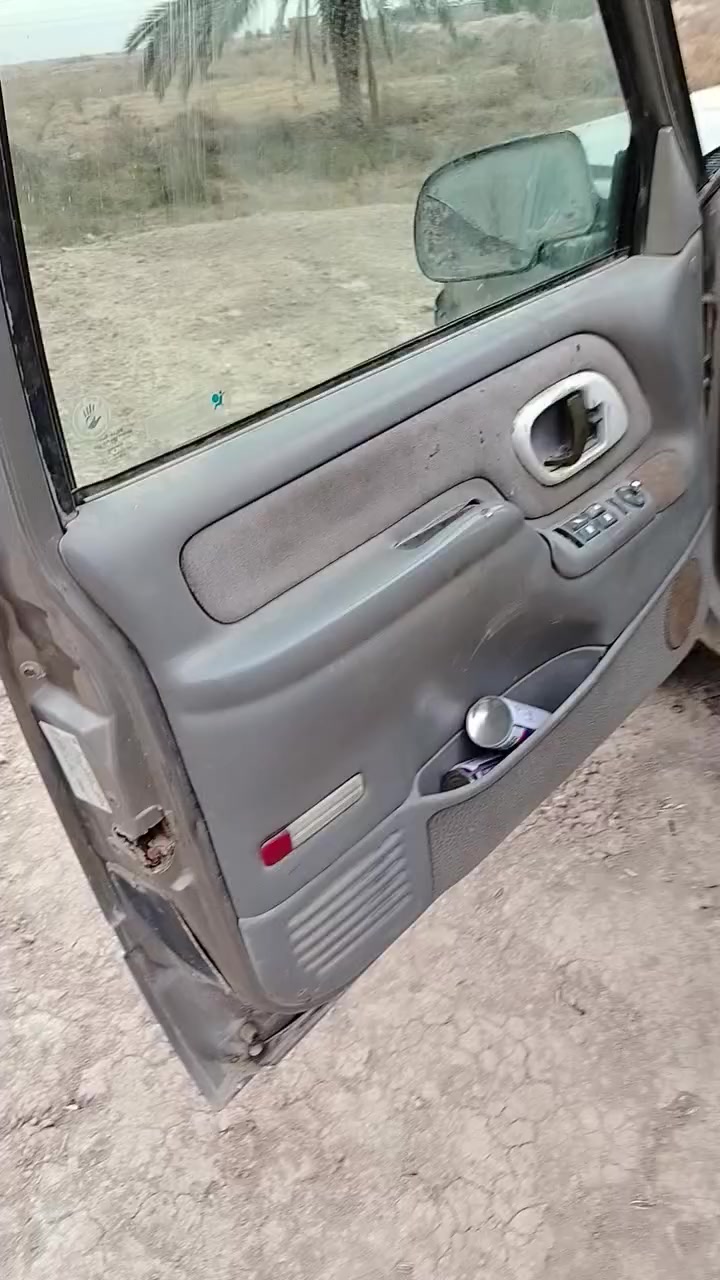 سلام عليكم ورحمة الله وبركاته مساء الخير خوان عنتي جمس موديل 1998 سيارا نضيفه حلوا محرك ٨ حجم ٥٠٠ كير حجم ١٠٠٠ رقم بغداد ألماني سياه من جوا كلها كهربيا سعر 25 ورقه بيها مجال الطيبين رقم الجوال ***********
