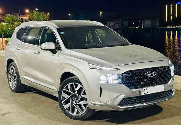 هونداي سنتافي2021 
خليجي  سياره بيه اربع قطع صبغ بدون دواخل 

مواصفات لمتت المعروفه
عداد المسافات 25الاف مايل 

ـــــــــــــــــــــــــــــــــــــــــــــ

🍂مواصفات السياره

ـــــــــــــــــــــــــــــــــــــــــــــ
تحكمات ستيرن 
رادار امامي جانبي خلفي 
كش جلد كشن هيتر كشن كهرباء 
محرك 6 سندر
ويل كب كروم 
لايكات ال اي دي زينون 
كشافات امامي ضباب 
صندوق كهربائي خلفي 
تبريد وتكييف الهواء مركزي 
بردات خلفيه جانبيه 
جير ماوس اوتوماتيك 
خمسه انظمه للقياده ترابي ثلجي 
نظام ايكو سبورت نورمان 
نظام ابل كاربي 
نظام اوتو هولد اوتو بارك 
بصمه ابواب بصمه تشغيل تشغيل عن بعد 
كاميرات محيطيه 360 درجه 
رادارات محيطيه 360 درجه 
بانوراما سقف السياره 
وبعد بيها المواصفات 
المحرك والجير بحاله
االطيبين للاستفسار اتصال هذه مباشر

﴿***********﴾
مكاني بغداد البلديات 
خابر وتؤمر📜
