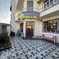 عقار للبيع في حي الجامعة مساحة 200 الواجهة 10 والنزال 20 قرب مدرسة ناب...