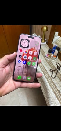 آيفون ١٥ برو ماكس • ٢٥٦ • بطارية ٨٧%