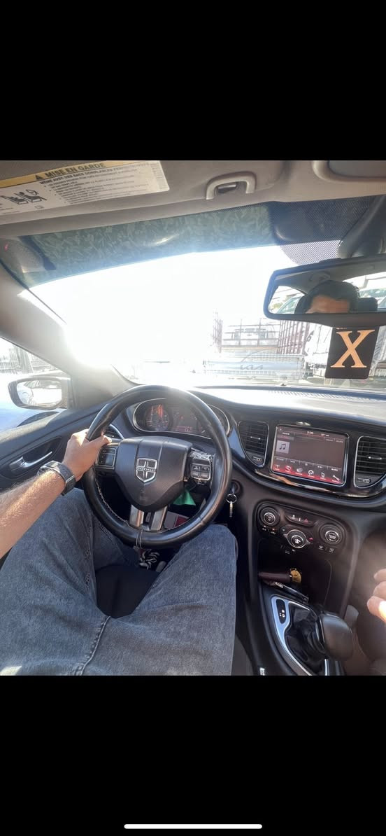 محرك.خابط كازكيت أبيع  عله عطله   دوج دارت sxt 2013 محرك 2000 يعني ماكو صرف رقم بغداد سنويه 2030  كير تبريد كهربائيات كله جيد 
1.
2. ويل 17
3. تحكم أستيرن فول
4. مانع انزلاق
5. شاشه كبيره + كأمره ابلادي
6. مرايه حساس
7. كير اوتو 6 نمر + عادي
8. سماعات اصليه
مكاني بغداد العبيدي  السعر قيم بعد الفحص وسهله  ***********. @
