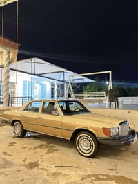 Mercedes. Benz. SE280. V6.  100000km    07504568100