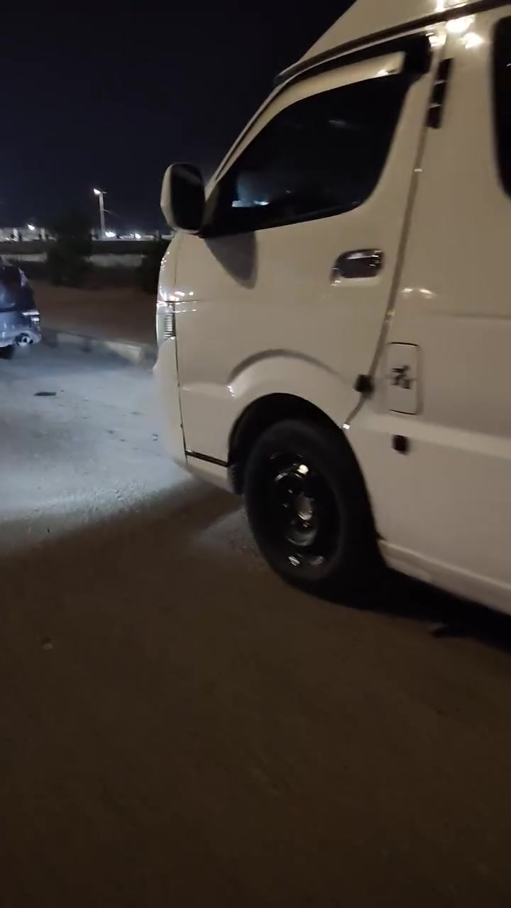 شيري 13 مكفوله من الصبغ والضربه ما عده خياسات بيها بالدواير ما معمرهن وسياره جاهزه وحلوه ومرتبه على ايدي انطيك من الاحزام وفوك مكفوله جوه الاحزام تعمير وانه ما معمرها
گير مكينه 3000 اكسل نيسان تايرات نص عمر حداديه حلوه شاشه كاميره سيبايه درع تلبيسه نحله دواخلها كلش حلوه ونضيفه السياره 15 راكب تبريد حلو هسه مسويله ادامه كامله ومحورها سبلت يعني سياره مرتبه كبل للشارع السياره سعرها 125 وبيها مجال قليل واذا تشوف السعر هواي توكل بالله لا تكسر بحلال الناس  ***********
