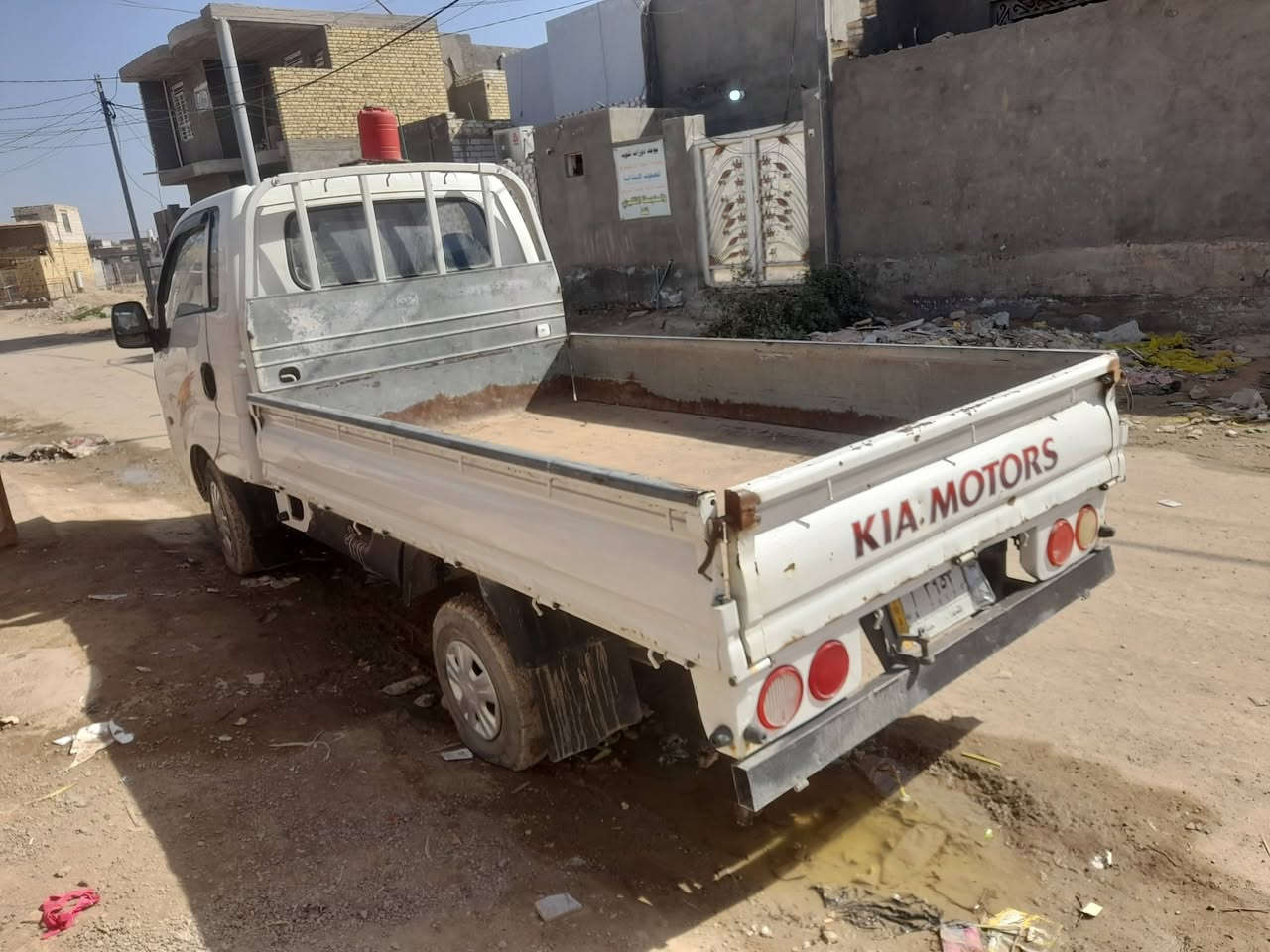 كيا بنكو ٢٠٠٨ للبيع مكفول من ضربه وصبغ فقط مكينه تبخر راعيه يريد مداور  رايده ٦٨ وبيه مجال  ***********
