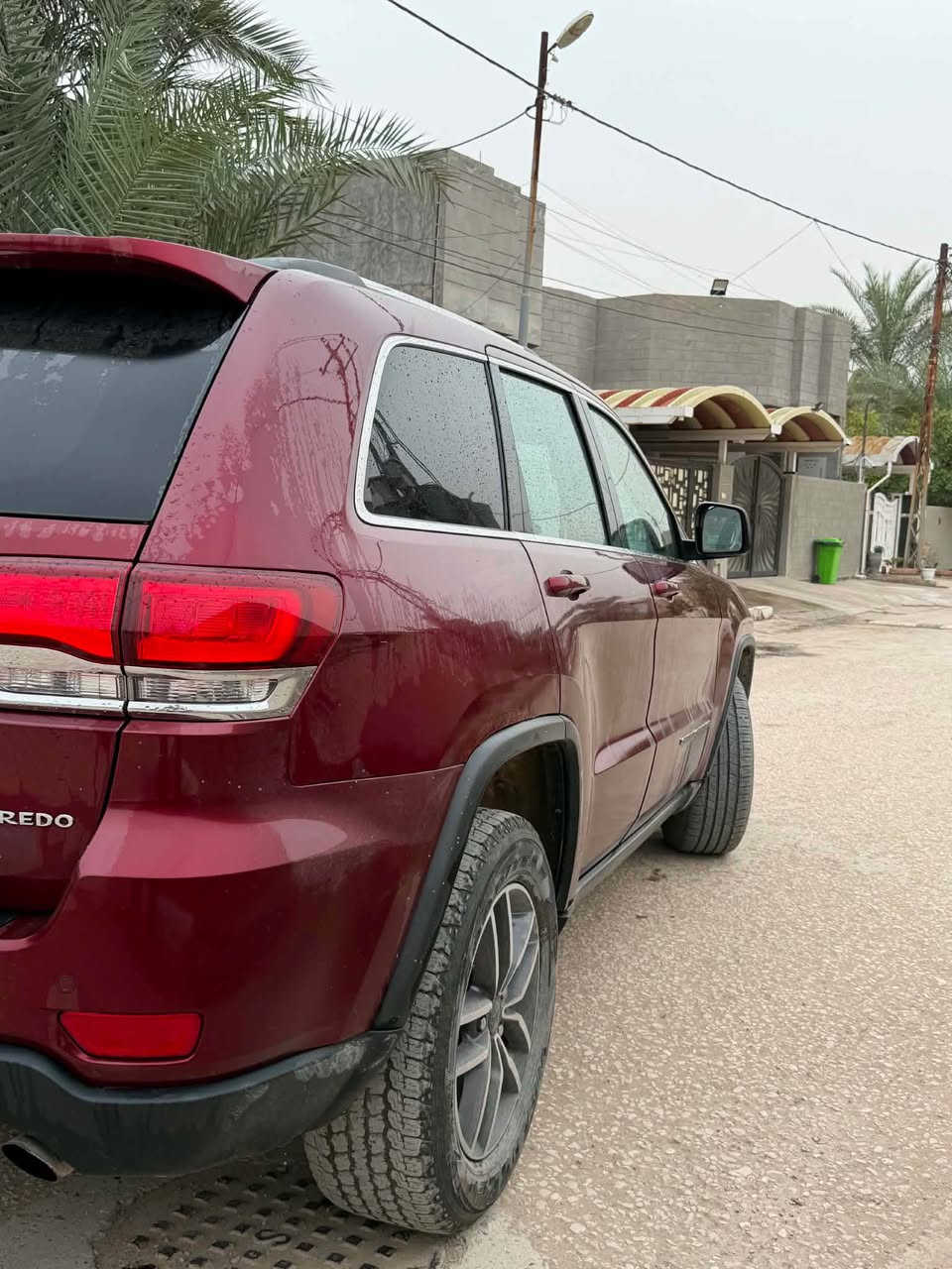 📣 : جيب (Jeep) موديل 2020
📍 المكان: بابل
💵 السعر: 215 ورقة ($21,500) وبيه مجال بسيط للشراي الطيب.
🛠️ حالة البودي :
 الصبغ: ربع جاملغ أمامي فقط.
 الحادث: موضح بالصور (دعامية ونفسها راجعة - تعديل بارد داخل العراق بدون صبغ).
✨ مواصفات السيارة:
 تشغيل عن بعد 🔑
 كشنات جلد + تحكم كهربائي 🛋️
 بصمة تشغيل وأبواب 🔘
 شاشة وكاميرا خلفية 📷
 مثبت سرعة (Cruse Control) 🛣️
 تحكم ستيرن كامل ⚙️
 وباقي المواصفات المعروفة لهذه الفئة.
📞 للاستفسار والاتصال:
*********** حلة, بابل
