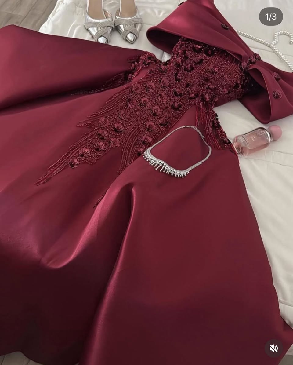 بنات عندي ذني البدلات كلش فخمات وراقيات 
وكل وحده وقياسها وسعرها بس كلش كلش مناسبات اسعارهن 
والمدات اربعتهم ب١٢ الف جدد مامستخدمات والحذاء ب١٥ الف هم جديد مامستعمل 
الي تريد شي منهم تراسلني وتدلل ❤️❤️


**إذا كنت صاحب هذا الإعلان وتريد حذفه لأي سبب، رجاءا أرسل رسالة إلى الدعم الفني**