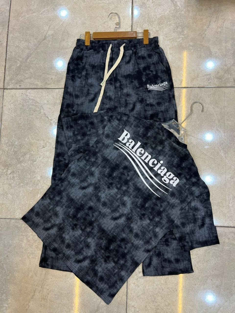جديد✅ تراك رجالي صيني مغسول طول البجامه 100
قياس M L XL XXL
السيري 4 قطع

القطعه ب14 الا ربع 

الدرزن 12 قطعه ب165 الف


**إذا كنت صاحب هذا الإعلان وتريد حذفه لأي سبب، رجاءا أرسل رسالة إلى الدعم الفني**