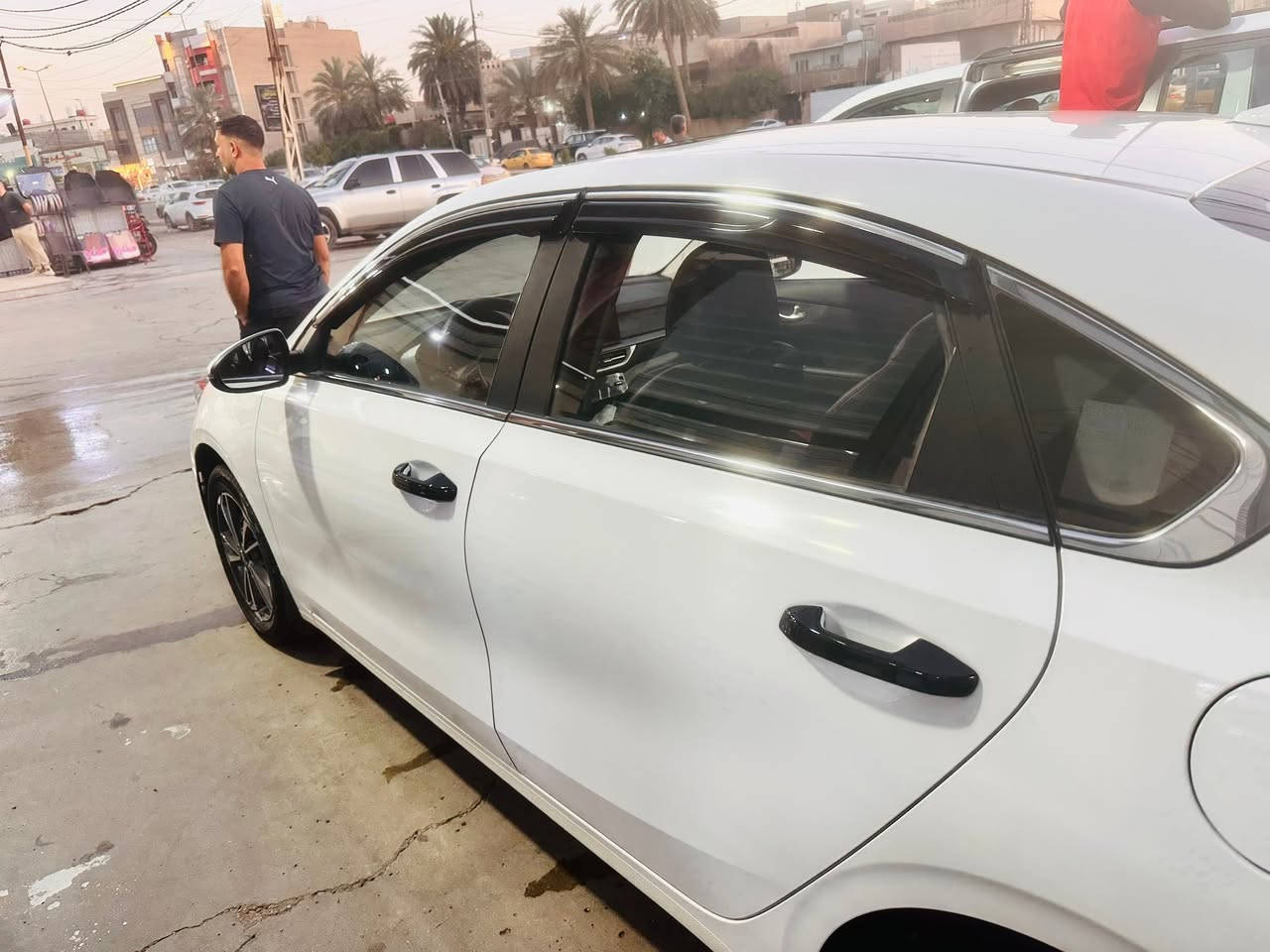 السلام عليكم

‎✅    الـسـعـر  140$

🥇  نوع السيارة : 𝐊𝐢𝐚 𝐊𝟑

🥇 ســنــة الــصــنــع  :   2024   

🥇 قــوة الـمــحــرّك : 𝐕𝟒 => 𝟏𝟓𝟎𝟎 𝐂𝐂

🥇 الـمـواصـفــــات : كاملة رقم اربيل

فتحة سقف / فرش جلد / ٦ بالون / شاشة لمس مع كاميرا خلفية / تحكم مقود / مكيف لمس / بصمة داخلية / بصمات خارجية / انارة فول ليد / مرايا طي / مانع انزلاق / حساسات ٣٦٠ / اتو هولد وبريك 

🥇 الـمـسـافـــة الـمـقـطـوعــة :  11000 𝐊𝐌 

  

🥇الداخل احمر 

👈🏻 لـلمـزيـــد مــن الـتـفـاصـيـل يـمـكـنـكـم الـتـواصـل

☎️ :  ***********

بغداد الكاظمية 

    

____________________________

