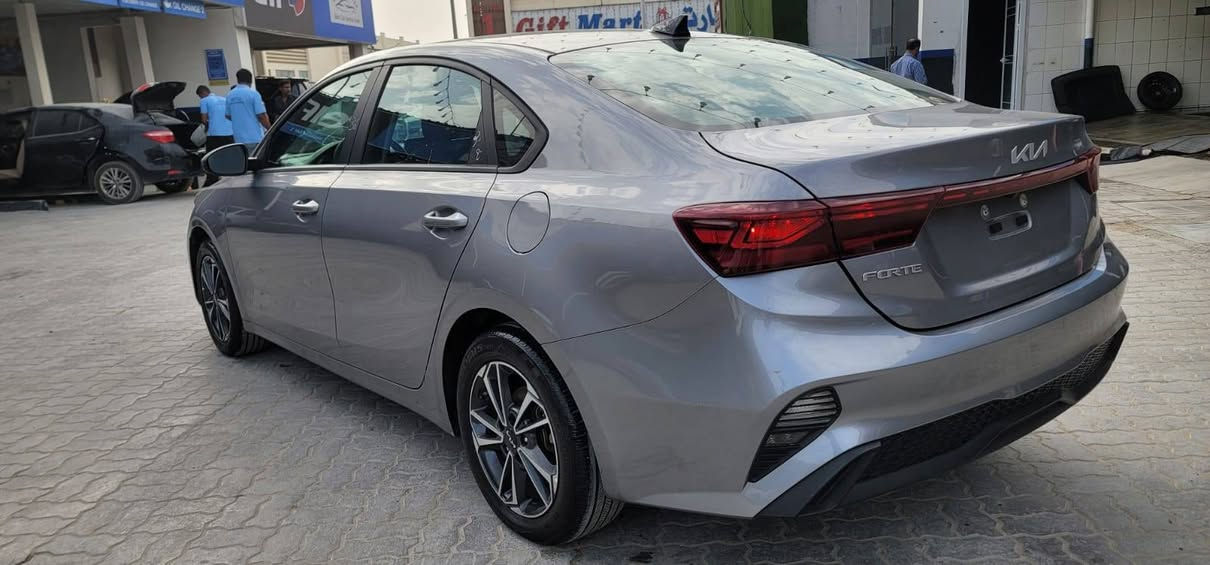 سعر مناسب ضرر خفيف
كيا فورتي 2024 السعر مصلح 
سعر ب 125$ قفل مع رقم شهداء واصل جميع المحافضات جاهزه فقط ضريبه على المشتري 
توصل خلال خمسة ايام
تواصل واتس *********** البصرة, العراق
